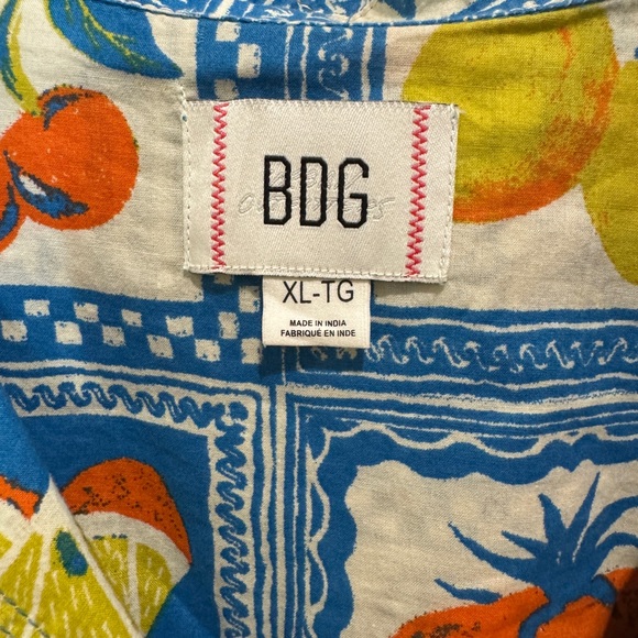 BDG Blue and Orange Casual Button Down Camp Shirt Urban Outfitters - Picture 2 of 5
